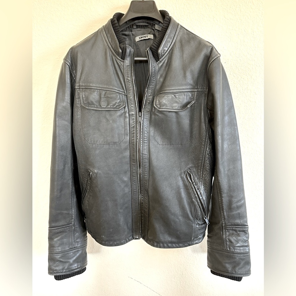 DKNY Genuine leather jacket for men, Size L.
